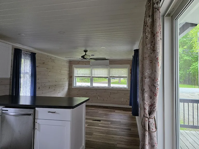 72A Grove St — Photo 3