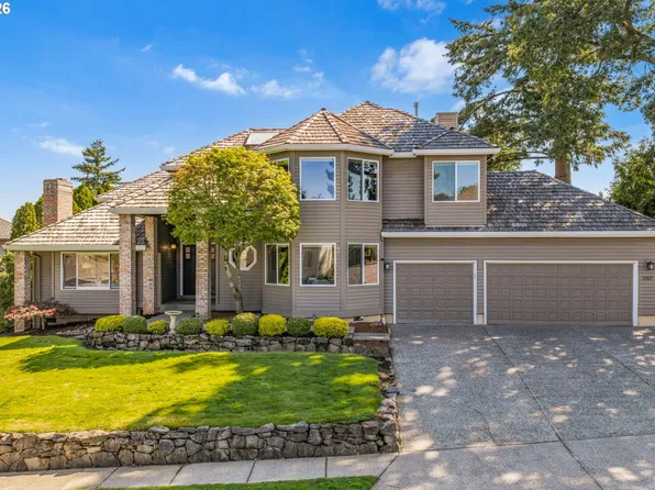 2107 Club House Dr, West Linn, OR 97068