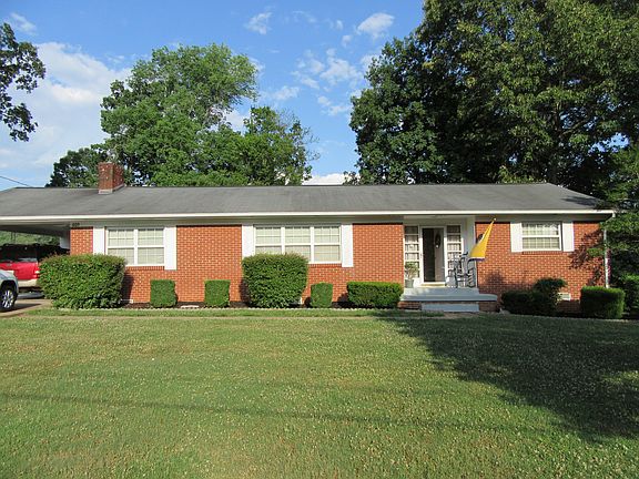 2nd image of 408 Woodland Dr