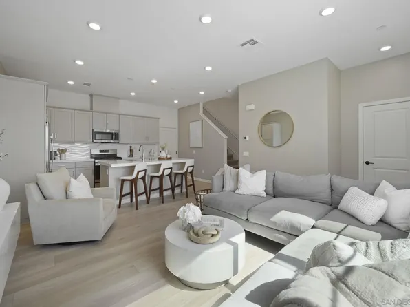 2101 Bluestone Cir, Chula Vista, CA 91913