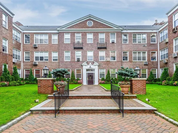 819 Broadway #1J, Woodsburgh, NY 11598
