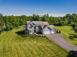 11 La Terra Way, Webster, NY 14580