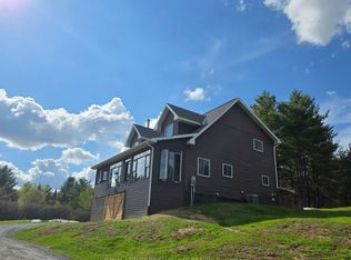 340 Deer Rock Lake Rd, Addington Highlands, ON K0H1P0