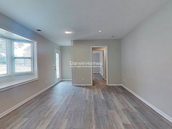 2nd image of 735 S Carter Dr #735