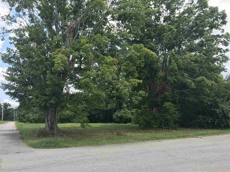 1st image of 301 E Huntingdon St