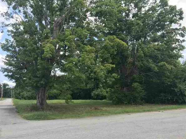 301 E Huntingdon St, Trenton, TN 38382