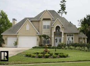 2863 Post Rock Dr, Tarpon Springs, FL 34688
