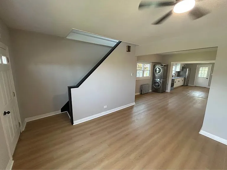 1010 Wood St — Photo 4