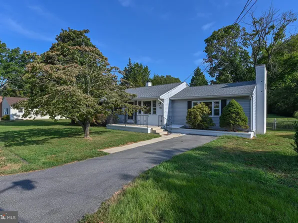 103 Bear Creek Pkwy, Edgewater, MD 21037