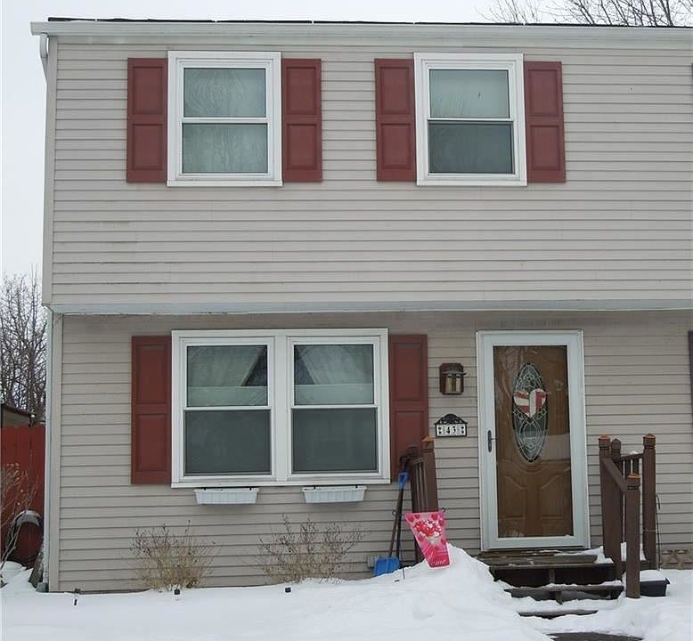 1st image of 43 Farmbrook Dr