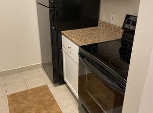 10300 W Dean Rd #205, Milwaukee, WI 53224