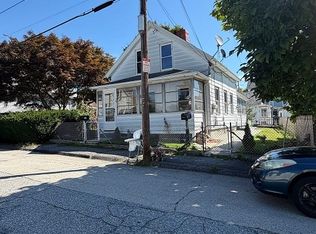 18 West St, Dudley, MA 01571