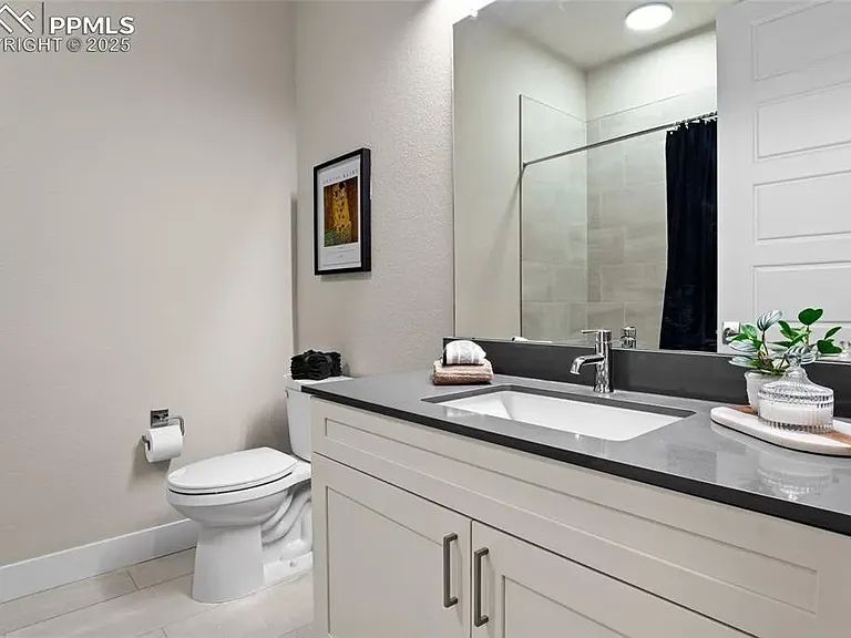20 Wilcox St #203 — Photo 17