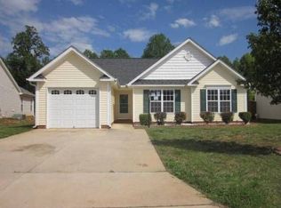 1606 Faircrest Ln, Greensboro, NC 27406