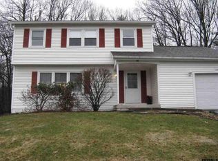 29 Severson Hill Rd, Voorheesville, NY 12186