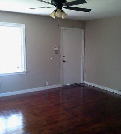2nd image of 1141 Opal Ln