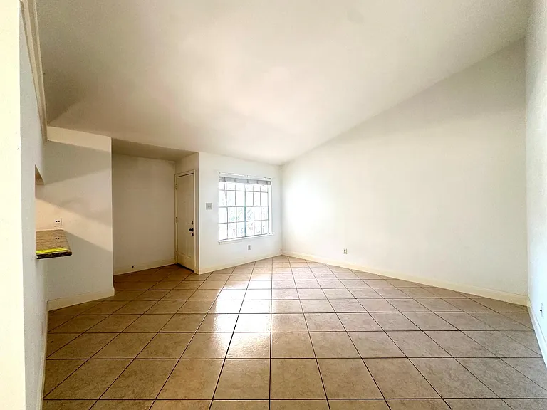 4510 Brown Bark Pl #A — Photo 5