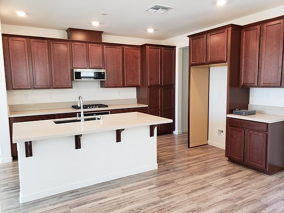 4th image of 2951 Melo Pearl St