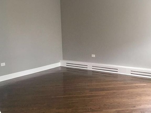 4th image of 6819 N Seeley Ave APT 2A