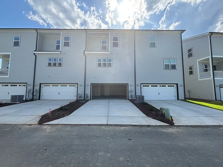 2104 Big Falls Dr — Photo 20