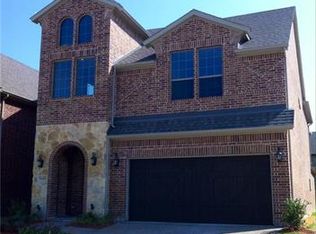 9100 Blue Water Dr, Plano, TX 75025