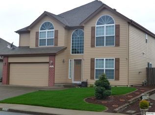2605 Roanoke St, Woodburn, OR 97071
