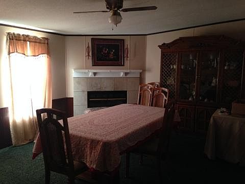 Dining room/ family room