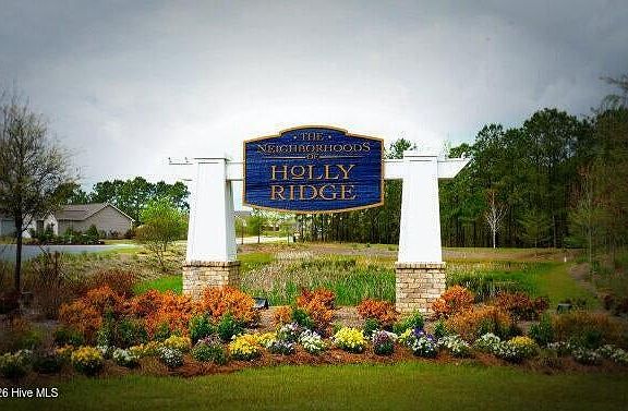 4th image of 106 Porch Swing Way