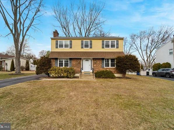 141 Brakel Ln, Media, PA 19063