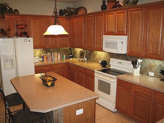 4th image of 7705 Whispering Wind Dr