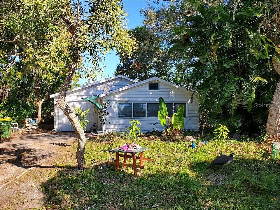 1st image of 731 42nd St