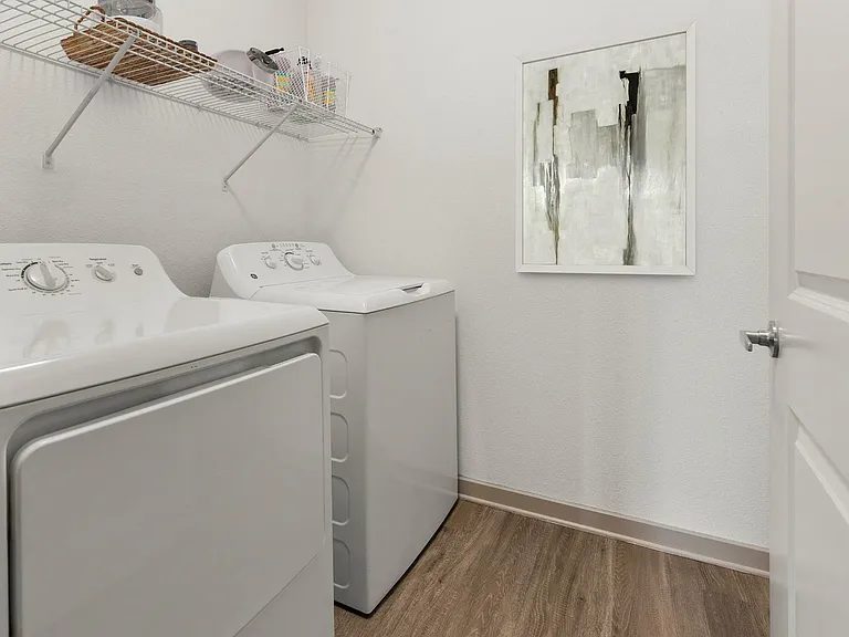 The Lodge at Hidden River - Laundry Room