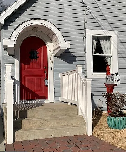 4718 Ruatan St — Photo 3