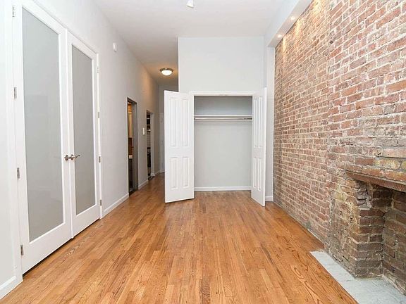 2nd image of 59 W 105th St #1AA