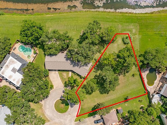 5th image of 13 Seminole Ln