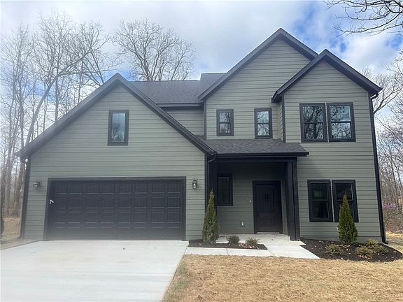 2nd image of 11 Dinsmoore Ln