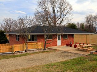 21 Stoney Knob Rd, Weaverville, NC 28787