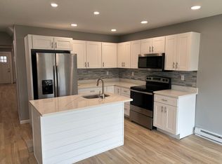130 S 6th St, Emmaus, PA 18049
