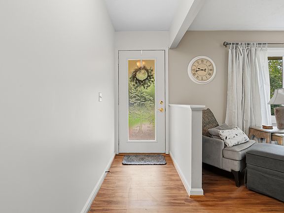 4th image of 7702 Hunters Ridge Dr