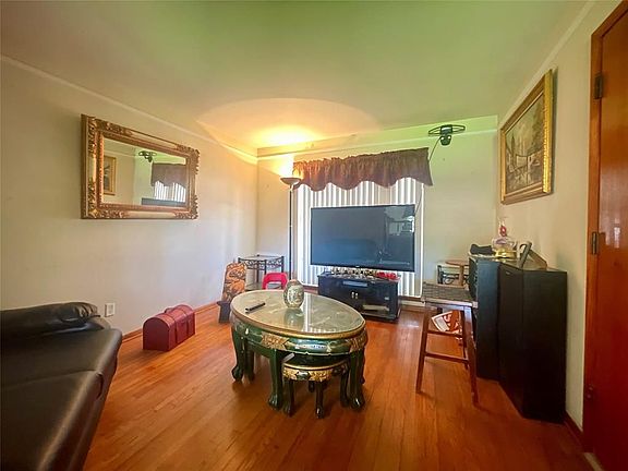 2nd image of 3509 Ramsey Dr