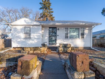 1910 W Pleasant St, Davenport, IA, 52804
