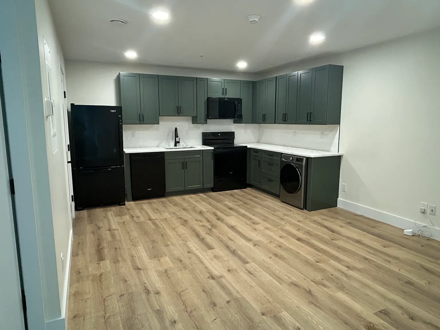 1 bed, 519 sqft, $1,850 — Photo 4