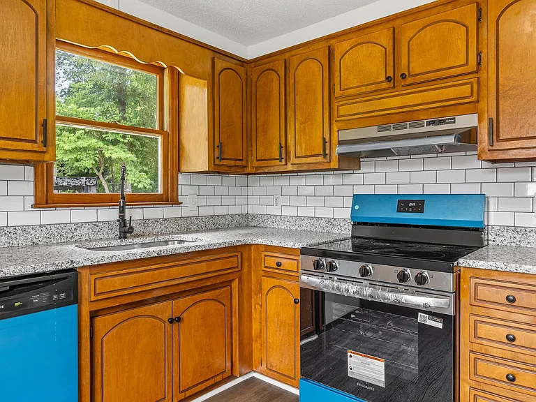 128 McBeth Rd — Photo 8