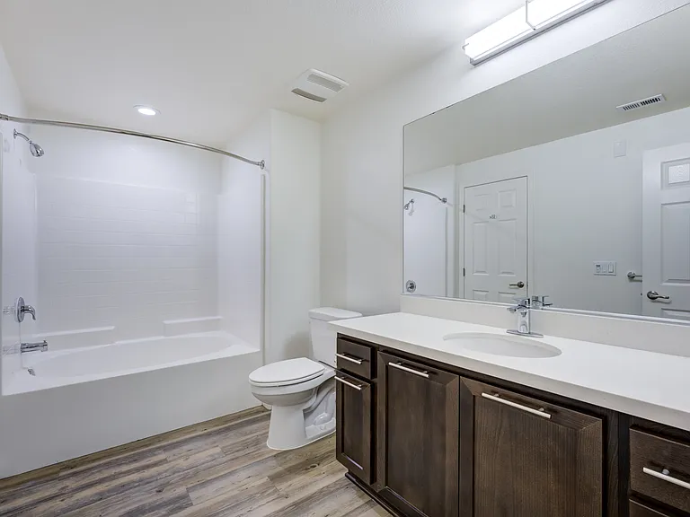 Solterra Ecoluxury Apartments — Photo 19