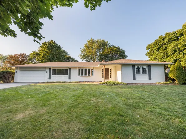 6174 Sunny Vale Dr, Columbus, OH 43228