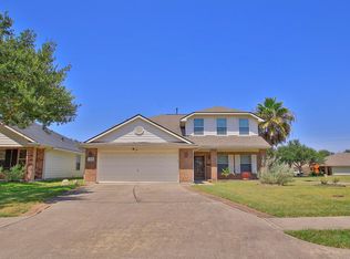 2906 Landing Edge Ln, Dickinson, TX 77539