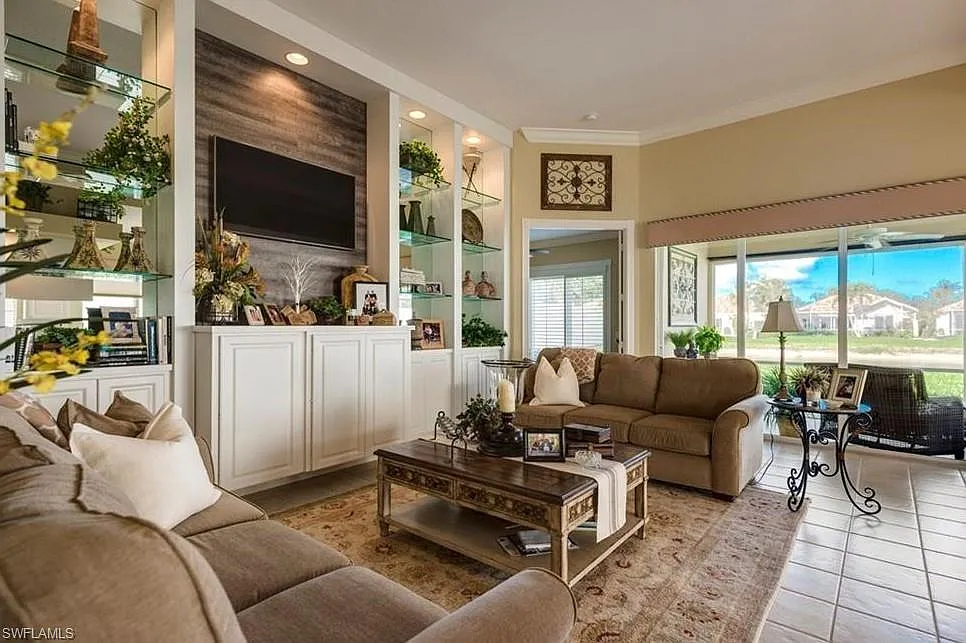 3 bed, 3.0 bath, 1983 sqft, $6,500 — Photo 3
