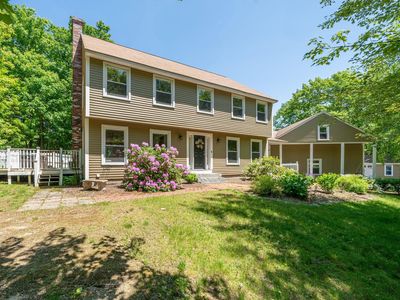 78 Hitching Post Lane, Bedford, NH, 03110