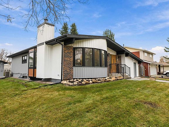 2nd image of 11 Austin Cres