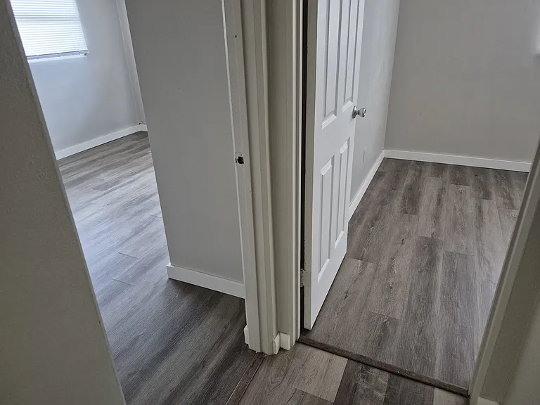 2117 Barcelona Dr — Photo 21